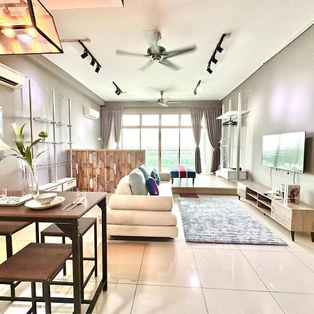 Palazio Serviced Apartments By Jk Home Johor Bahru Dış mekan fotoğraf